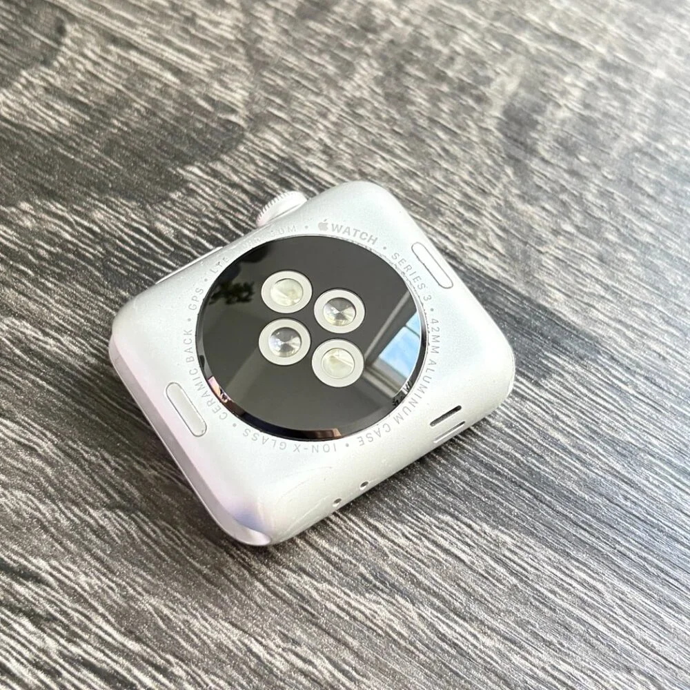 Apple Watch Series 3 – 42mm – Aluminum – Cellular - Fair Condition